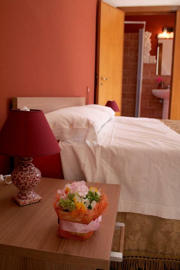 Agriturismo Parco Dai Nonni イスキテッラ エクステリア 写真